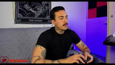 Alejandro help me to reach 200 thumps up online show from 17, 1, 2026