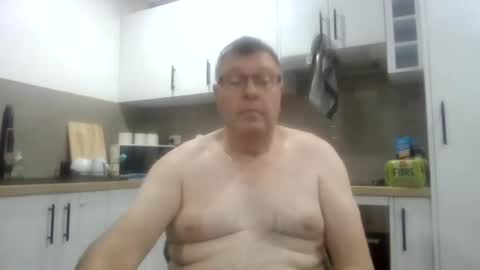 Snapshot of scoobs71 chatting on 17, 6, 2026 Scoobs online show from 17, 6, 2026