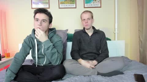 Snapshot of scooby_r chatting on 7, 12, 2024 Thomas brunette and Alex blond online show from 7, 12, 2024