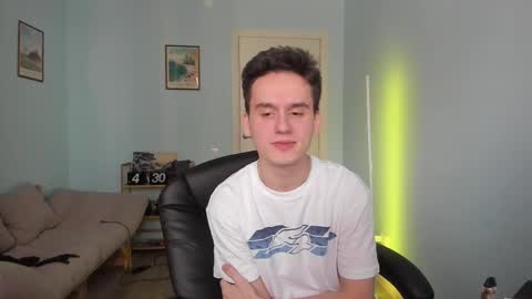 Thomas brunette and Alex blond online show from 2, 3, 2025