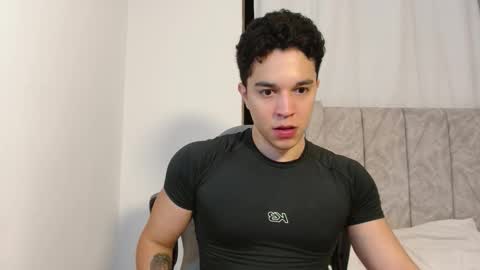 Snapshot of scott_brasher1 chatting on 16, 12, 2025 Twitter Scott brasher1 Instagram Camiloestuardo2 online show from 16, 12, 2025