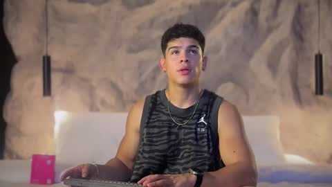 Andrew Flintt online show from 3, 3, 2026