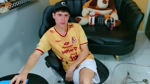 Snapshot of scott_fosterx chatting on 13, 10, 2025 scott fosterx online show from 13, 10, 2025