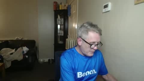 Snapshot of scottsman214 chatting on 23, 10, 2025 James online show from 23, 10, 2025