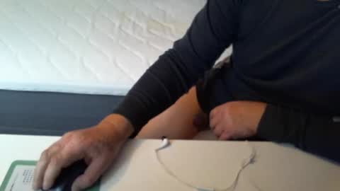 scottyen12 online show from 14, 11, 2025