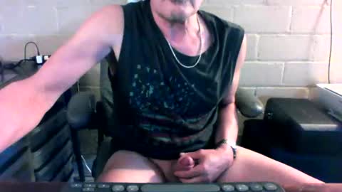 Snapshot of sdh69 chatting on 13, 2, 2026 eating pussy sucking dick online show from 13, 2, 2026
