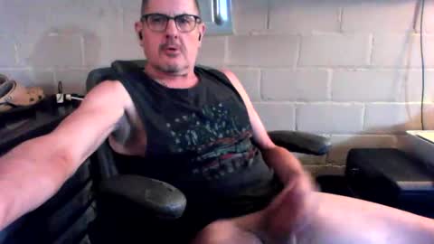 Snapshot of sdh69 chatting on 15, 2, 2026 eating pussy sucking dick online show from 15, 2, 2026