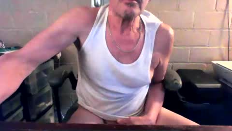 Snapshot of sdh69 chatting on 1, 3, 2026 eating pussy sucking dick online show from 1, 3, 2026