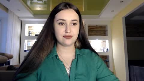 Elizabeth  online show from 28, 12, 2024