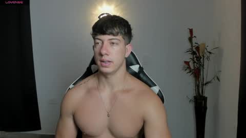 Snapshot of sean_brownx chatting on 4, 6, 2026 Sean online show from 4, 6, 2026
