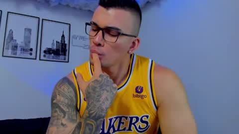 Sean Carrera online show from 17, 5, 2026
