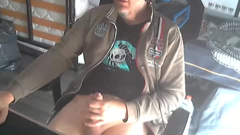 Snapshot of seba881975 chatting on 18, 10, 2025 Sba Fr online show from 18, 10, 2025