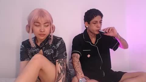 Snapshot of sebas_and_mila chatting on 5, 11, 2025 CAMILA Y SEBASTIAN online show from 5, 11, 2025