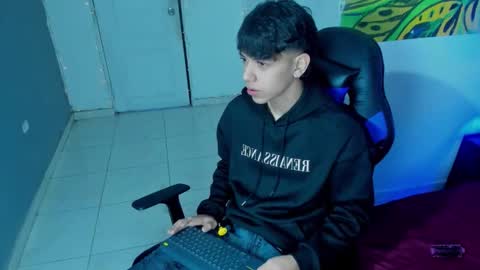 sebas_pretty7 online show from 21, 12, 2025