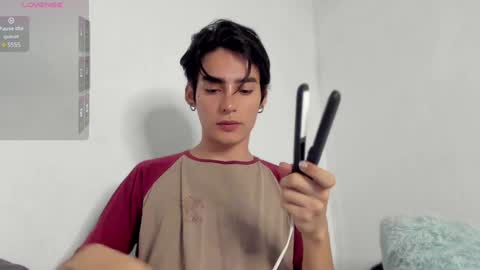 Snapshot of sebas_rosse chatting on 28, 12, 2024 sebastian online show from 28, 12, 2024
