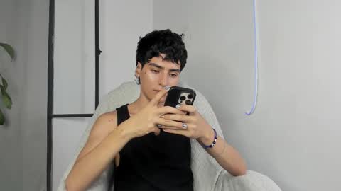 Snapshot of sebas_rosse chatting on 30, 9, 2025 sebastian online show from 30, 9, 2025