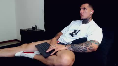 Snapshot of sebastian_muss chatting on 6, 10, 2025 Sebastian online show from 6, 10, 2025