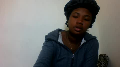 Snapshot of secil3274 chatting on 5, 7, 2026 secil3274 online show from 5, 7, 2026