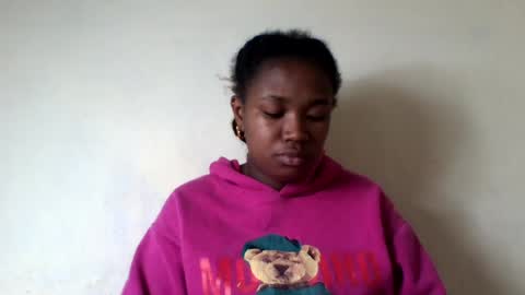 Snapshot of secil3274 chatting on 13, 7, 2026 secil3274 online show from 13, 7, 2026
