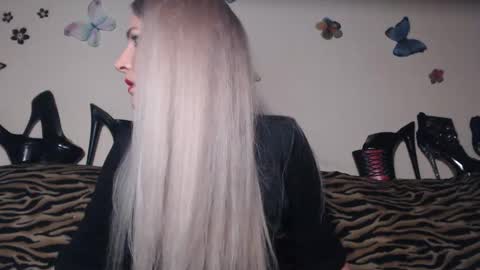 Emily online show from 18, 11, 2025