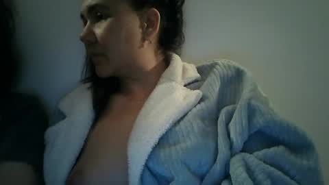 Snapshot of secret_couple2_0 chatting on 13, 12, 2024 JuliettaRomeo online show from 13, 12, 2024