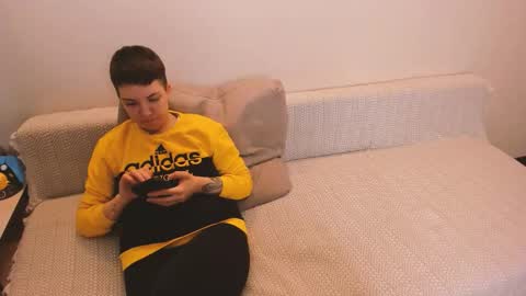 Snapshot of secret_dreams_ chatting on 4, 2, 2026 Amanda and pair in a real life we love each other but can play with you online show from 4, 2, 2026