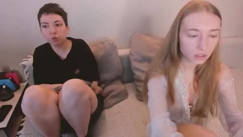 Snapshot of secret_dreams_ chatting on 26, 2, 2026 Amanda and pair in a real life we love each other but can play with you online show from 26, 2, 2026