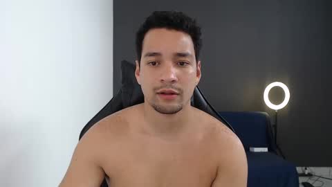 Snapshot of secretboy5000 chatting on 24, 1, 2025 Jex online show from 24, 1, 2025