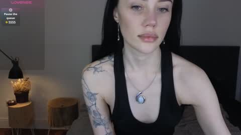 Snapshot of seduced_by_sara chatting on 17, 12, 2024 Sara online show from 17, 12, 2024