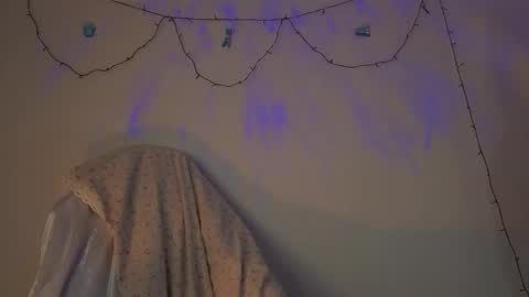 Snapshot of seductive_flower chatting on 18, 1, 2026 Mali online show from 18, 1, 2026