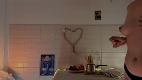 Snapshot of seductive_flower chatting on 7, 2, 2026 Mali online show from 7, 2, 2026