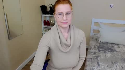 seductive_foxy_ online show from 16, 3, 2026