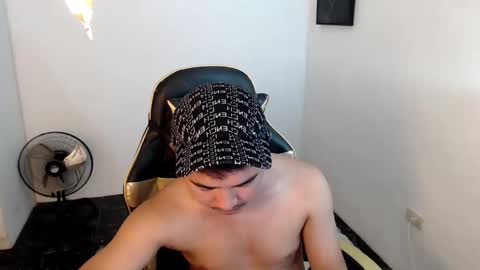 Snapshot of seductive_jays chatting on 3, 2, 2025 Jay online show from 3, 2, 2025