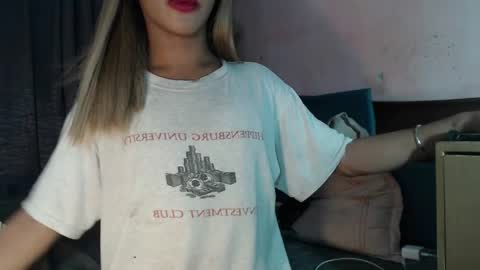 Snapshot of seductive_levie69 chatting on 25, 3, 2026 seductive_levie69 online show from 25, 3, 2026