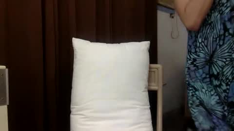 Snapshot of seductive_nessie chatting on 31, 10, 2025 seductive_nessie online show from 31, 10, 2025