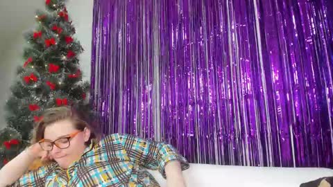 Snapshot of seductive_she_wolf chatting on 11, 1, 2025 seductive_she_wolf online show from 11, 1, 2025