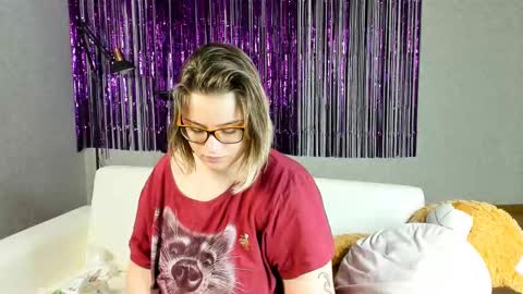 Snapshot of seductive_she_wolf chatting on 27, 2, 2025 seductive_she_wolf online show from 27, 2, 2025