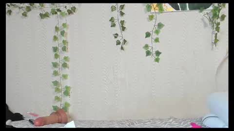 Snapshot of seductive_she_wolf chatting on 27, 9, 2025 seductive_she_wolf online show from 27, 9, 2025