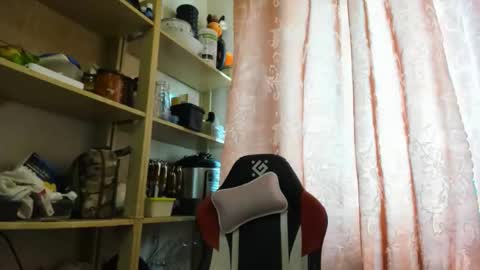 seductive_she_wolf online show from 12, 3, 2026