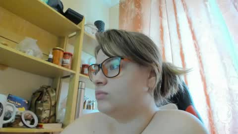 seductive_she_wolf online show from 23, 4, 2026
