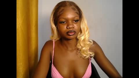 Snapshot of seductive_sugar247 chatting on 9, 6, 2026 seductive_sugar247 online show from 9, 6, 2026