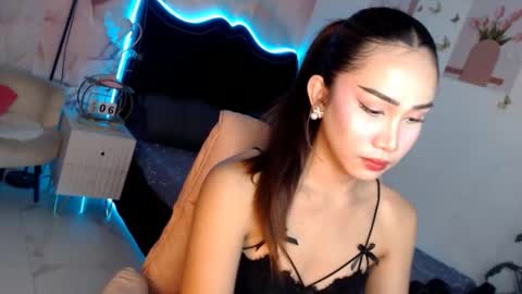 Snapshot of seductive_vana chatting on 5, 11, 2025 Vanessa online show from 5, 11, 2025