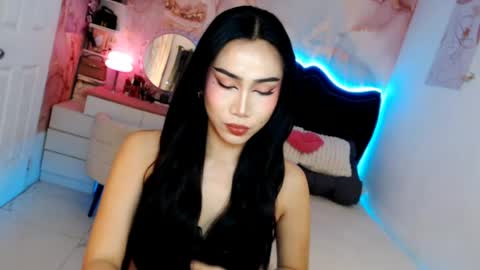 Vanessa online show from 5, 7, 2026