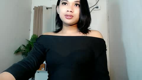 Snapshot of seductivedeluxe69 chatting on 15, 5, 2026 Deluxe online show from 15, 5, 2026