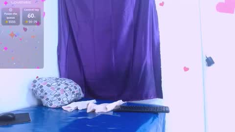 Estefany online show from 19, 11, 2025