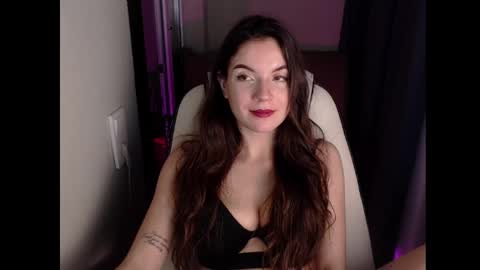 Emily online show from 20, 12, 2024