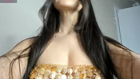 Akira Youri online show from 16, 2, 2025