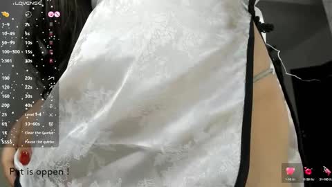 Akira Youri online show from 16, 10, 2025