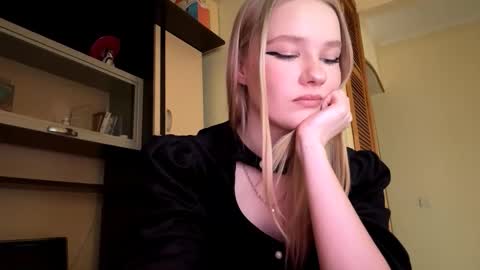 Snapshot of seemabensch chatting on 28, 2, 2026 Kristie online show from 28, 2, 2026