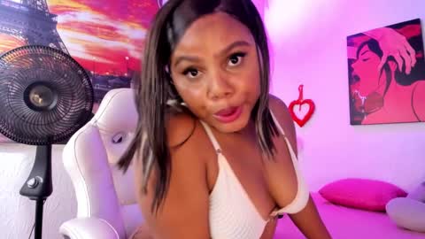 Snapshot of seexy_queen chatting on 14, 12, 2024 Queen online show from 14, 12, 2024